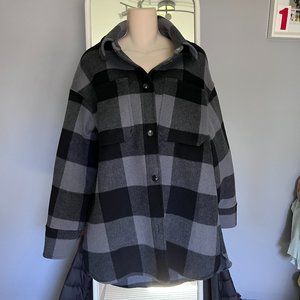 EUC H&M Wool Blend Oversized Shacket Size Small